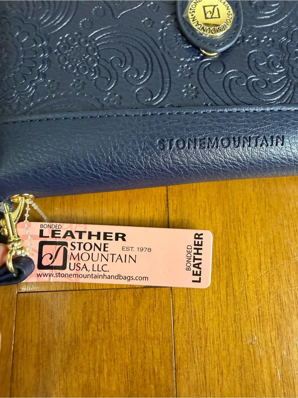 Stone Mountain Navy Blue Bonded Leather Floral Wristlet Wallet NWT